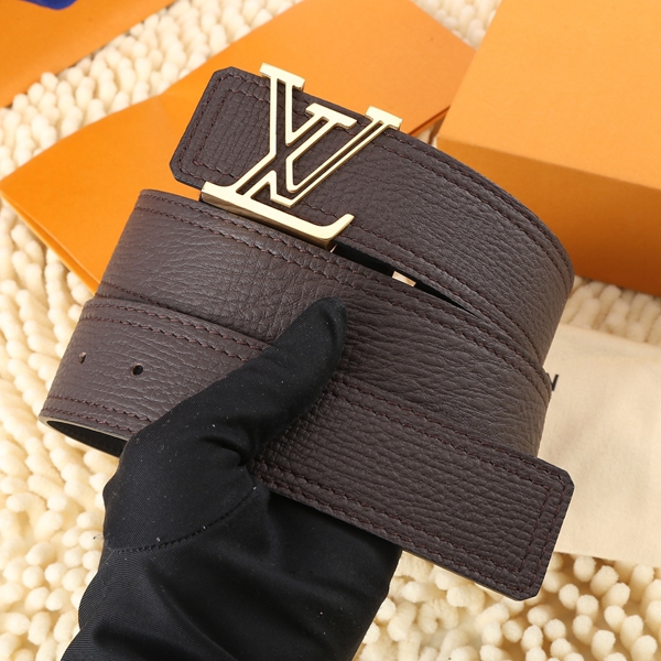 激安ルイヴィトンベルト着用イメージ